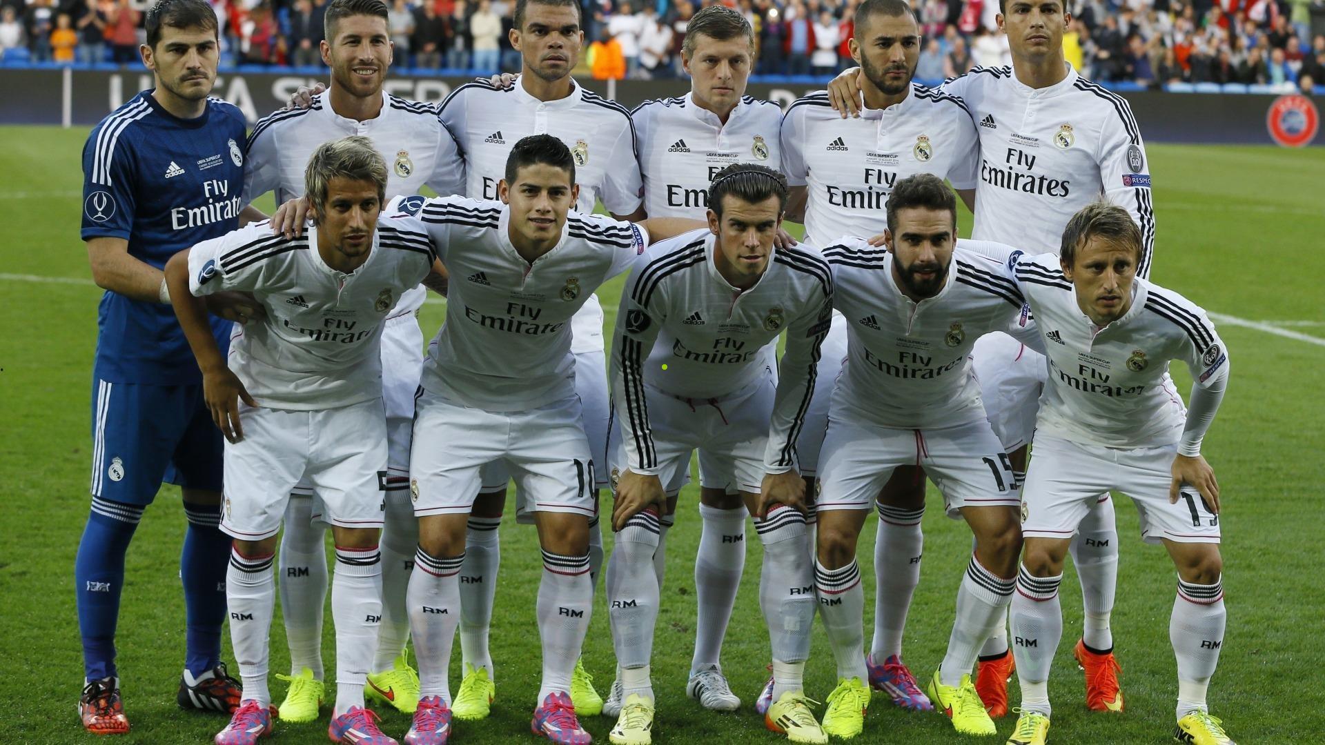 泰山主帅，每个积分都来自团队 全队祝福国足世预赛马到成功