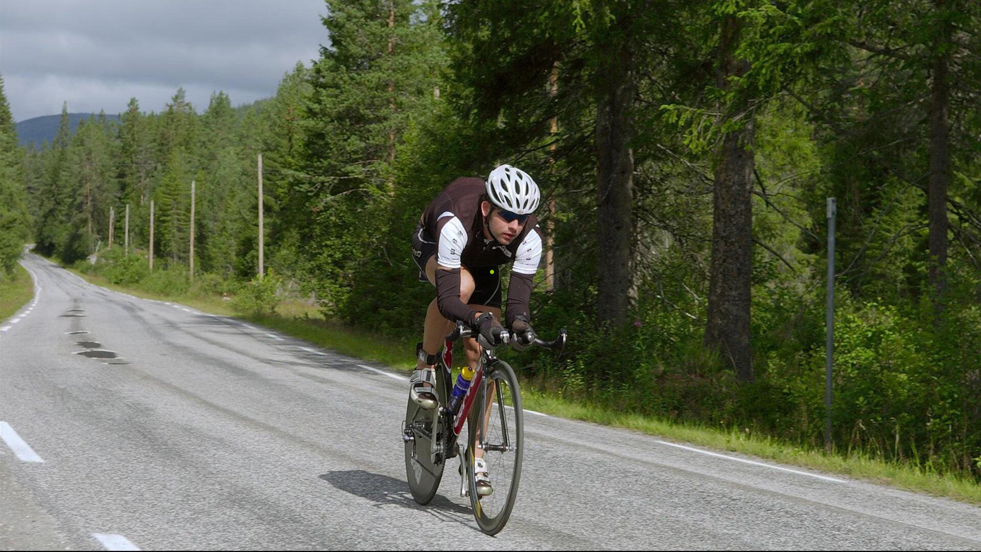 电竞风靡下的隐忧，青少年体育活动时间遭侵蚀引关注